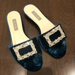 SJP Grace Velvet Slide lightly worn